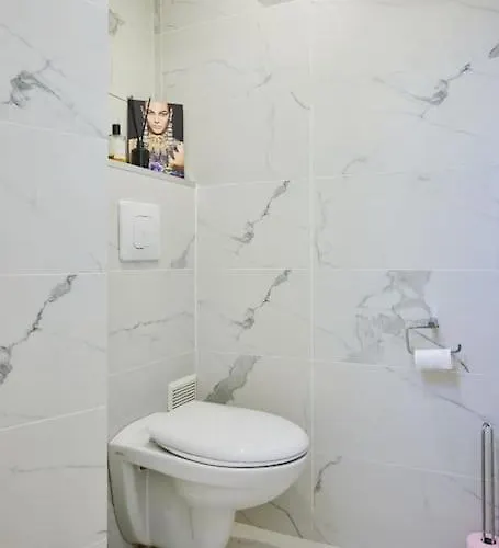 Apartamento Type F2 Rénové- Quartier Elysée París