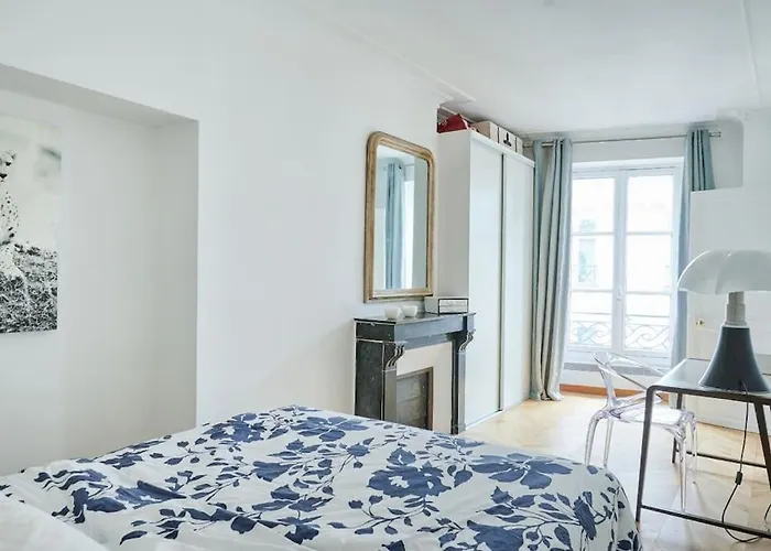 アパート Type F2 Renove- Quartier Elysee パリ